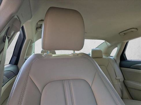 Used 2020 Lincoln MKZ FWD image 14