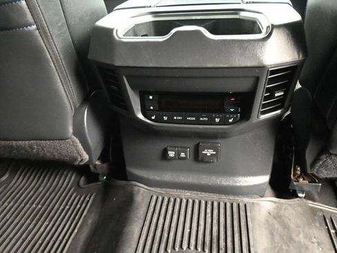 Used 2023 Toyota Sequoia Platinum AWD/4WD image 17