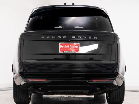 Used 2024 Land Rover Range Rover SE AWD/4WD image 8