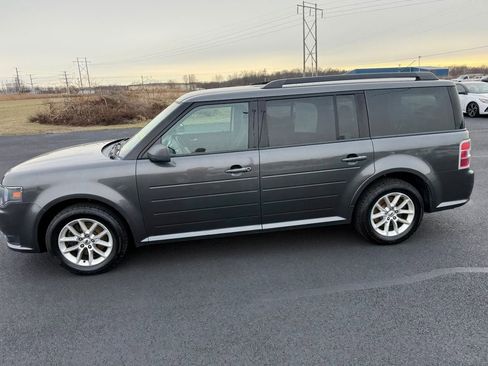 Used 2015 Ford Flex SE image 20