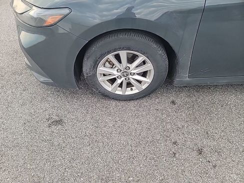 Used 2025 Toyota Camry LE image 2