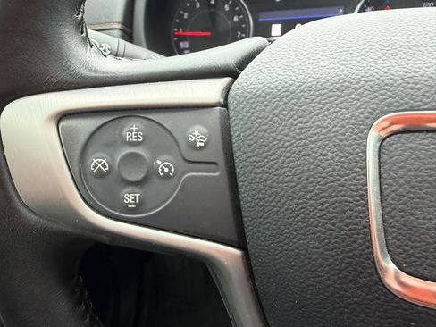 Used 2021 GMC Terrain SLE w/ Driver Convenience Package AWD/4WD image 19