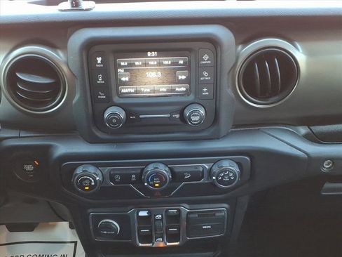 Used 2019 Jeep Wrangler Unlimited Sport S image 21