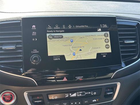 Certified 2022 Honda Passport TrailSport image 20