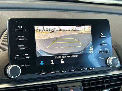 Used 2019 Honda Accord LX image 20