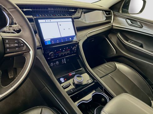 Used 2023 Jeep Grand Cherokee 4WD 4xe w/ Luxury Tech Group II image 26