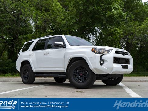 Used 2023 Toyota 4Runner SR5 image 1