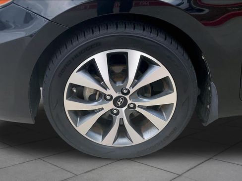 Used 2015 Hyundai Accent Sport FWD image 11