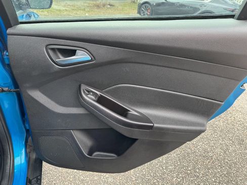 Used 2013 Ford Focus SE image 40