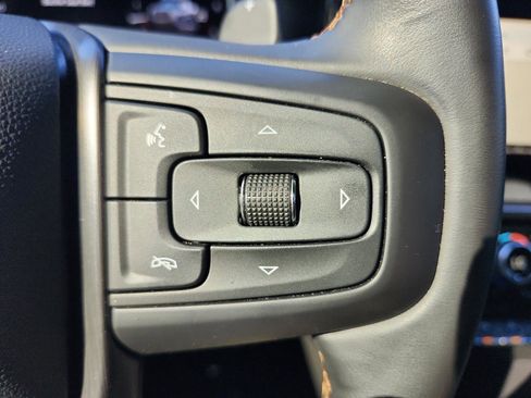 Used 2024 GMC Sierra 1500 AT4 w/ Technology Package image 27