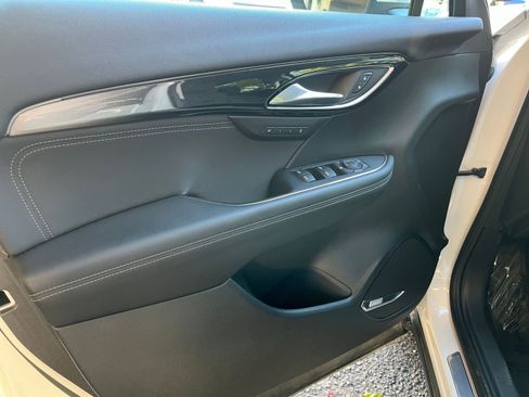 Used 2024 Buick Envision Preferred image 20