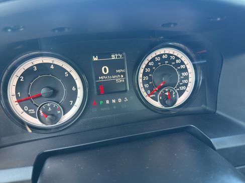 Used 2024 RAM 1500 Tradesman w/ Popular Equipment Group image 10