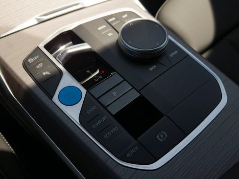 New 2026 BMW i4 eDrive40 w/ Premium Package RWD image 9