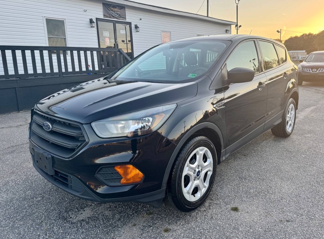 Used 2018 Ford Escape S FWD image 1