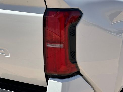 New 2026 Toyota Tacoma SR5 AWD/4WD image 30