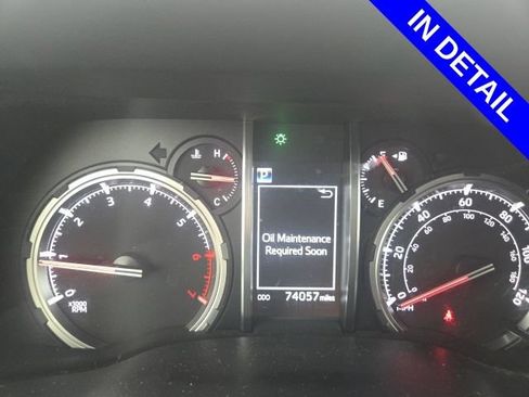Used 2021 Toyota 4Runner TRD Off-Road Premium w/ Moonroof Package AWD/4WD image 6