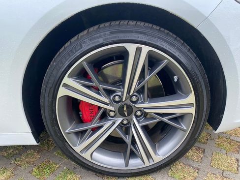 Used 2025 Genesis G70 2.5T w/ Sport Prestige Package RWD image 9