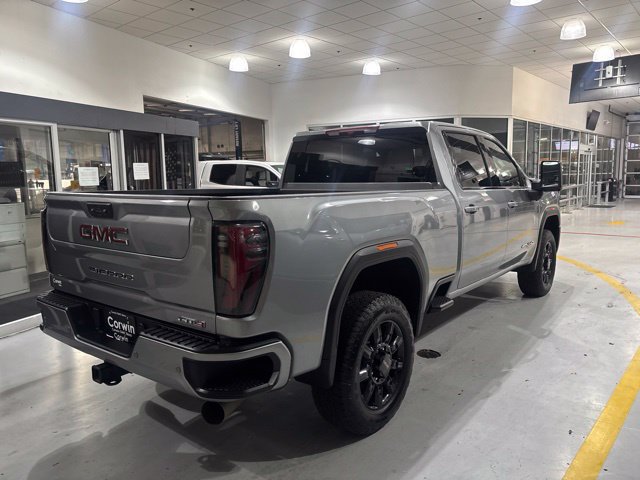 Used 2025 GMC Sierra 2500 AT4 AWD/4WD image 9