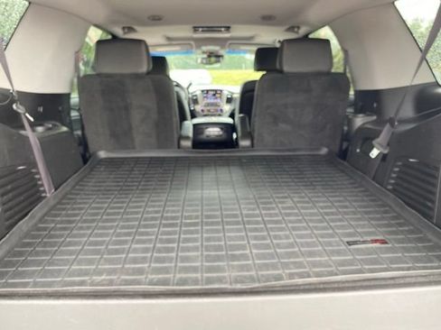 Used 2015 GMC Yukon Denali w/ Open Road Package AWD/4WD image 32