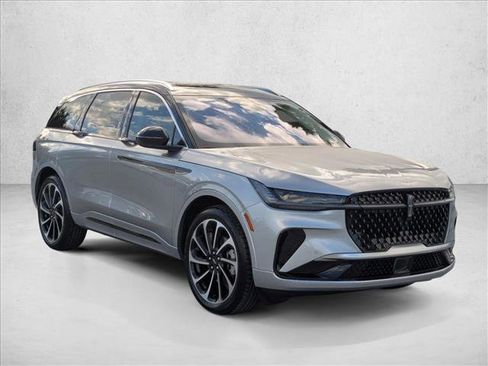 New 2026 Lincoln Nautilus Black Label image 6