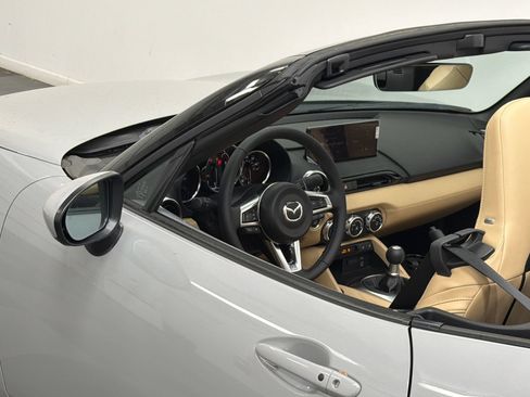 New 2026 MAZDA MX-5 Miata Grand Touring w/ Appearance Package RWD image 16