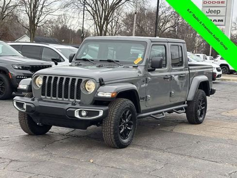 Used 2023 Jeep Gladiator Sport image 29