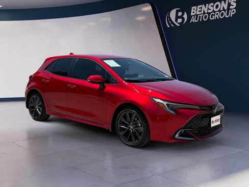 Used 2025 Toyota Corolla XSE FWD image 7