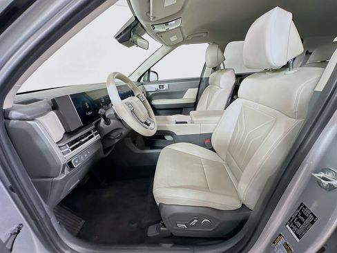 Used 2024 Hyundai Santa Fe SEL AWD/4WD image 13