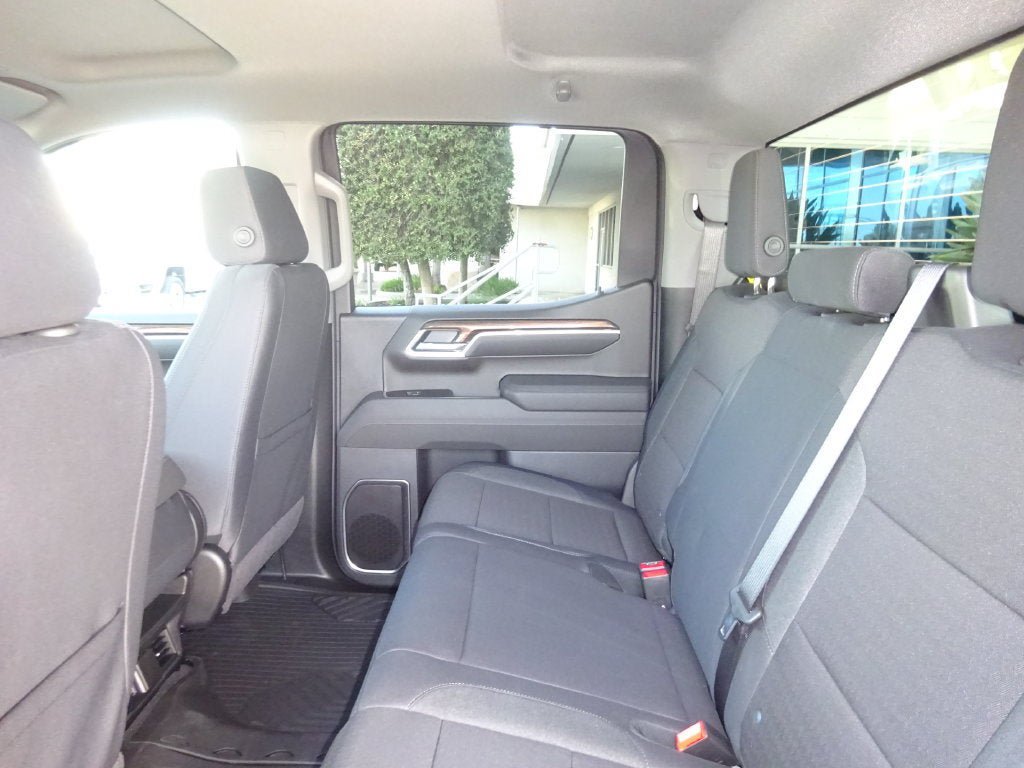 New 2026 Chevrolet Silverado 1500 RST w/ Z71 Off-Road Package AWD/4WD image 20