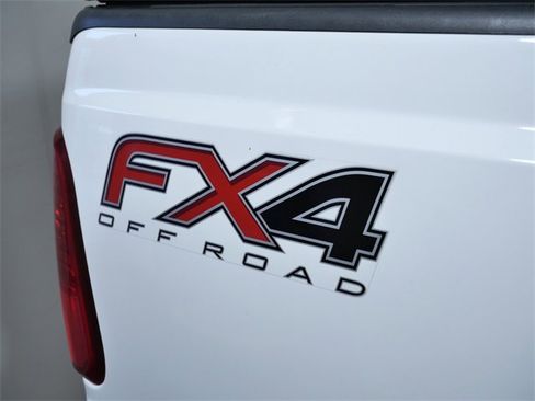 Used 2015 Ford F350 XLT image 12