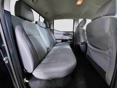 Certified 2019 Toyota Tacoma SR5 AWD/4WD image 28