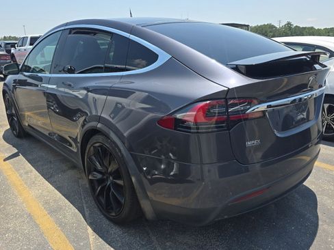 Used 2020 Tesla Model X Long Range AWD/4WD image 14