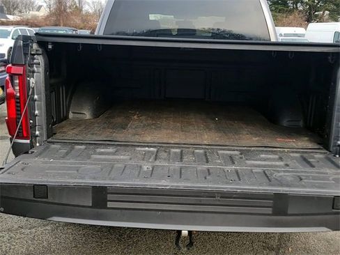 Used 2024 Ford F150 XLT w/ XLT Black Appearance Package image 11