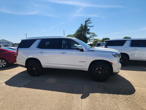 Certified 2024 Chevrolet Tahoe High Country w/ Premium Package 2 AWD/4WD image 4