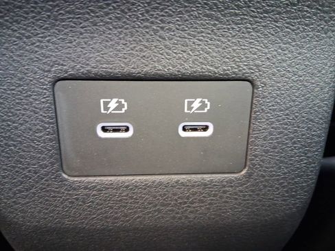 New 2026 Nissan Kicks SR image 26