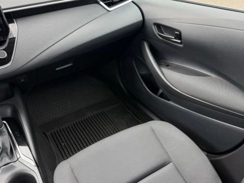 Certified 2025 Toyota Corolla LE FWD image 11