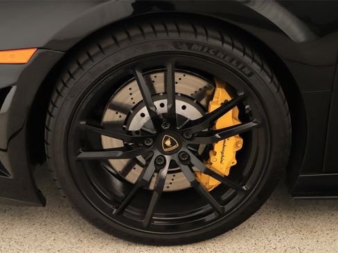 Used 2012 Lamborghini Gallardo LP 570-4 Performante image 33