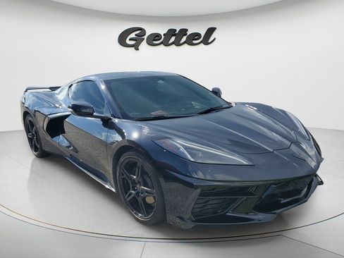 Used 2020 Chevrolet Corvette Stingray Coupe w/ 1LT RWD image 2