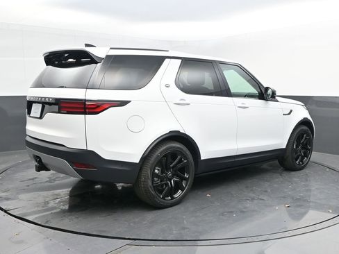 New 2025 Land Rover Discovery S AWD/4WD image 7