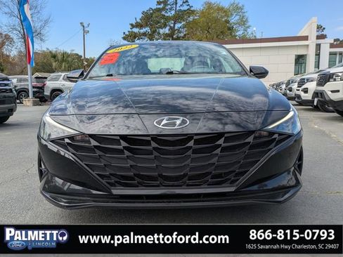 Used 2022 Hyundai Elantra SEL image 9