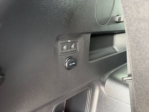 Used 2025 Kia Telluride S AWD/4WD image 37