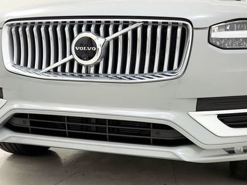 Used 2025 Volvo XC90 B6 Plus w/ Protection Package Premier AWD/4WD image 23