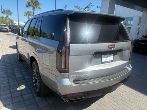 Certified 2025 Cadillac Escalade Sport Platinum AWD/4WD image 8