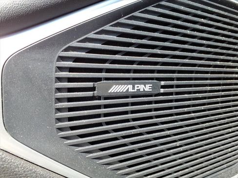 Used 2024 Jeep Wagoneer Series III image 11