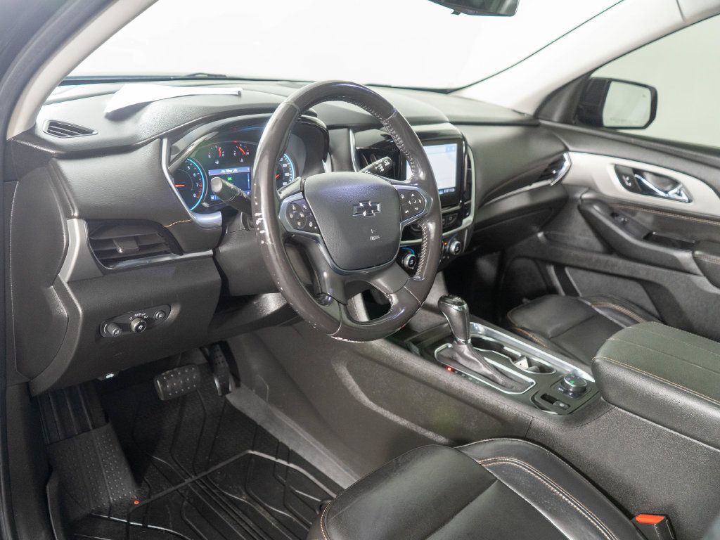 Used 2020 Chevrolet Traverse RS AWD/4WD image 14