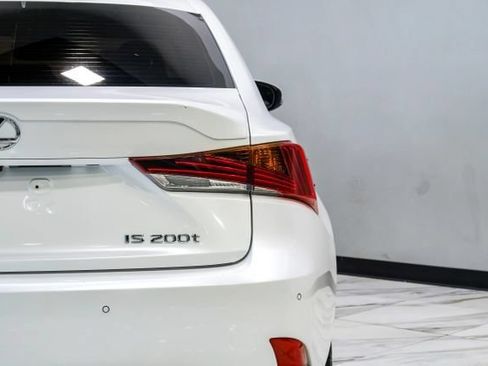 Used 2017 Lexus IS 200t w/ Premium Package RWD image 55