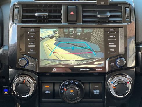 Used 2022 Toyota 4Runner TRD Off-Road Premium w/ Moonroof Package AWD/4WD image 20