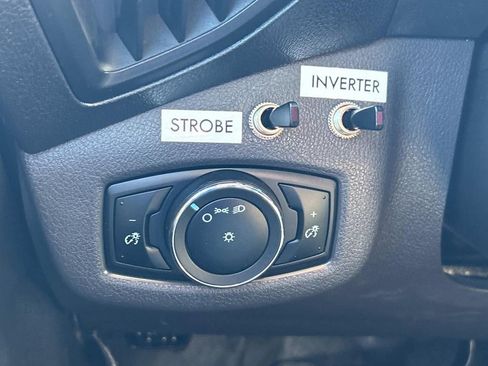 Used 2015 Ford Transit Connect XL image 32