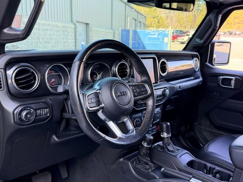 Used 2021 Jeep Wrangler Unlimited Rubicon w/ Trailer Tow Package AWD/4WD image 24