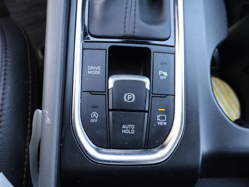 Used 2020 Hyundai Santa Fe Limited image 31